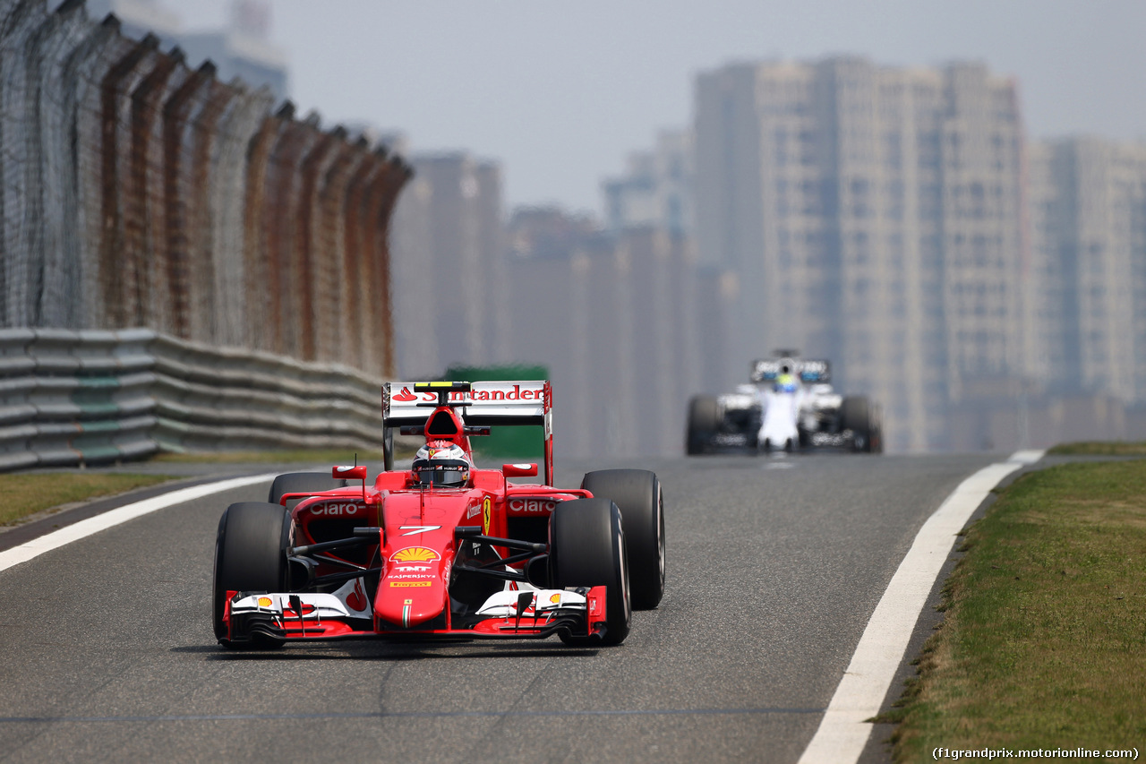 GP CINA, 10.04.2015 - Prove Libere 1, Kimi Raikkonen (FIN) Ferrari SF15-T e Felipe Massa (BRA) Williams F1 Team FW37