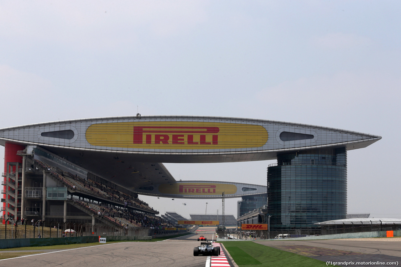 GP CINA, 10.04.2015 - Prove Libere 1, Nico Rosberg (GER) Mercedes AMG F1 W06