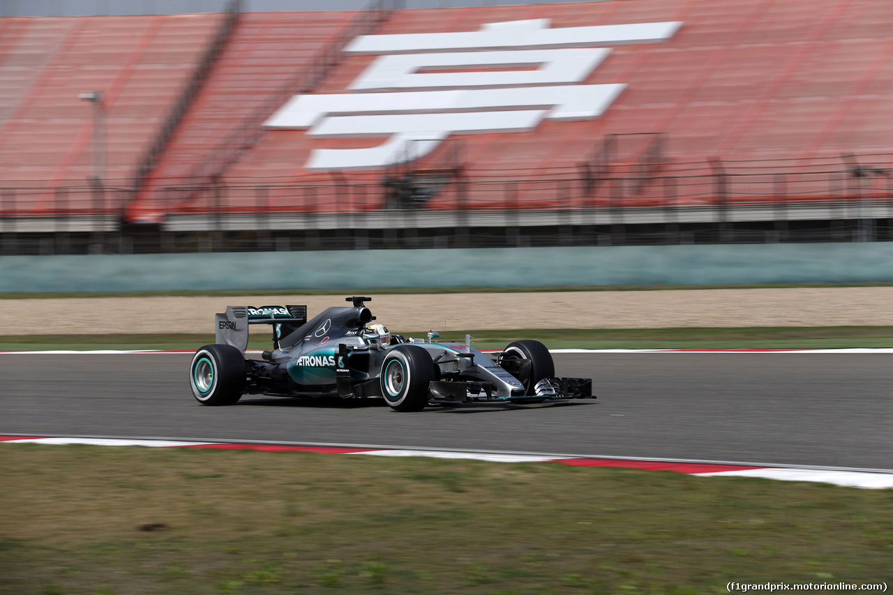 GP CINA, 10.04.2015 - Prove Libere 1, Lewis Hamilton (GBR) Mercedes AMG F1 W06
