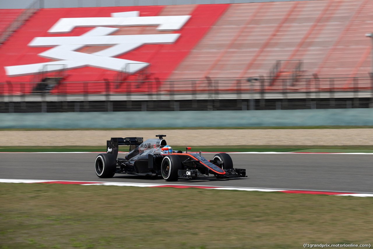 GP CINA, 10.04.2015 - Prove Libere 1, Fernando Alonso (ESP) McLaren Honda MP4-30