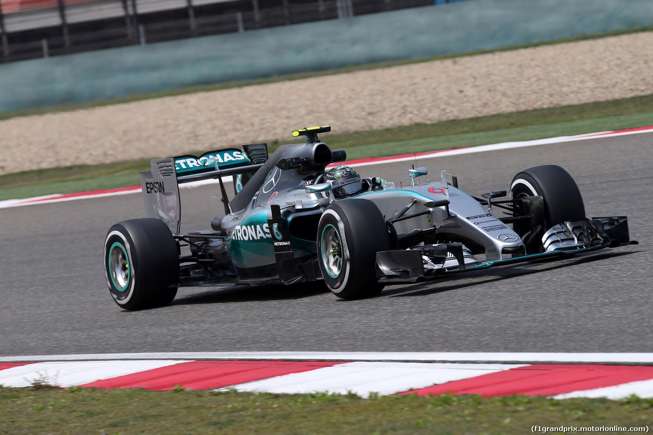 GP CINA, 10.04.2015 - Prove Libere 1, Nico Rosberg (GER) Mercedes AMG F1 W06