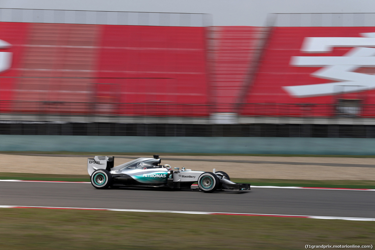 GP CINA, 10.04.2015 - Prove Libere 1, Lewis Hamilton (GBR) Mercedes AMG F1 W06