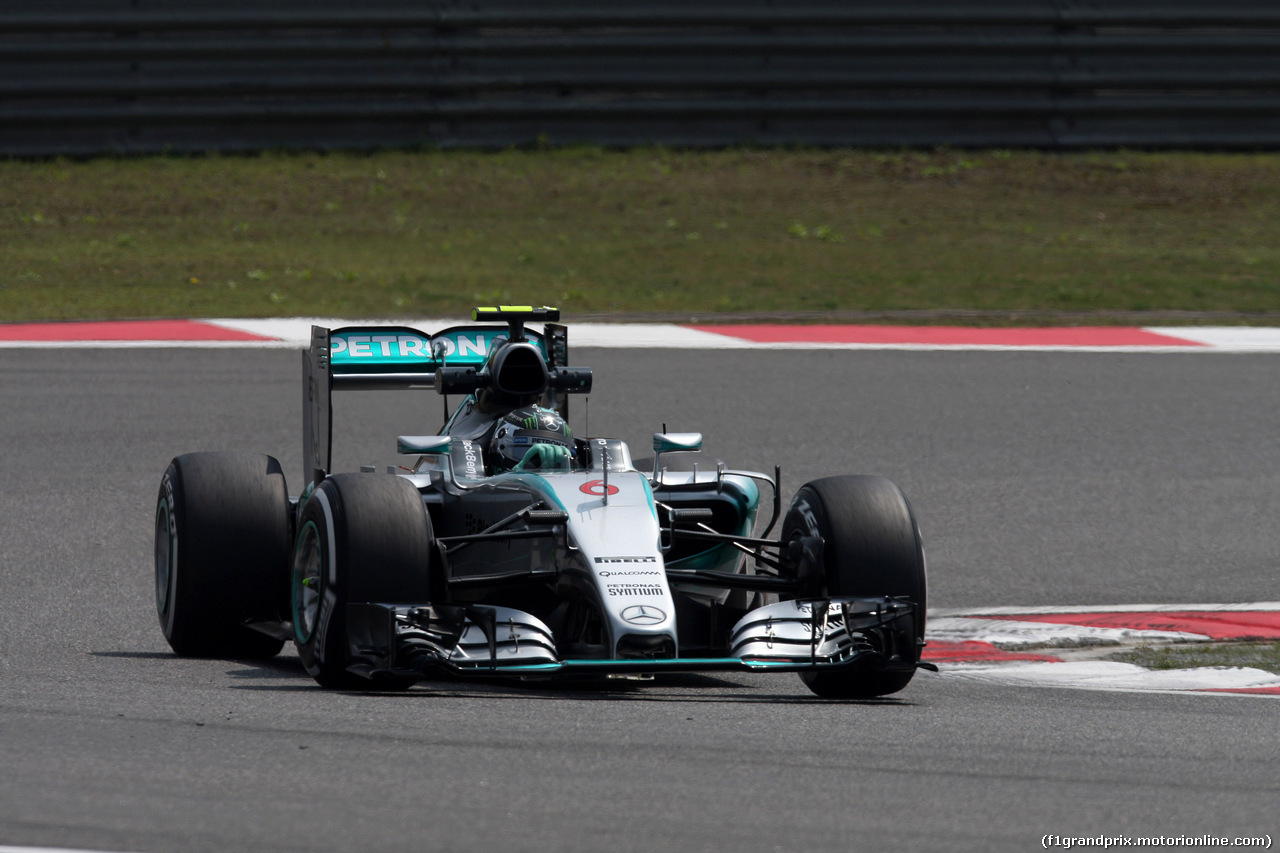GP CINA, 10.04.2015 - Prove Libere 1, Nico Rosberg (GER) Mercedes AMG F1 W06
