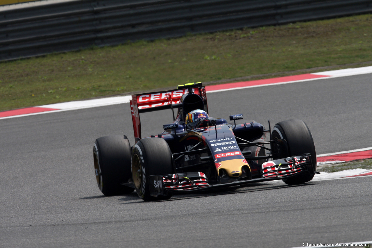 GP CINA, 10.04.2015 - Prove Libere 1, Carlos Sainz Jr (ESP) Scuderia Toro Rosso STR10