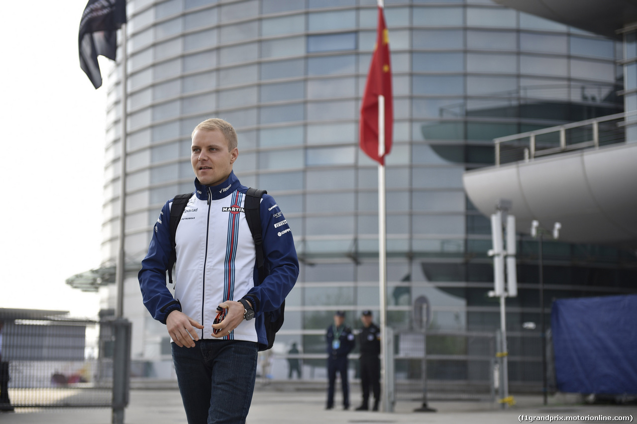GP CINA, 10.04.2015 - Prove Libere 1, Valtteri Bottas (FIN) Williams F1 Team FW37