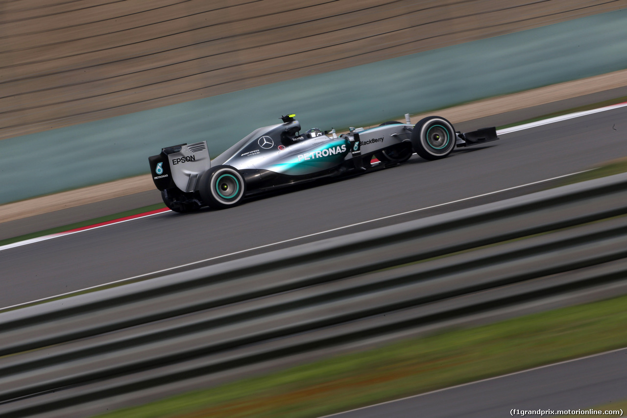 GP CINA, 10.04.2015 - Prove Libere 2, Nico Rosberg (GER) Mercedes AMG F1 W06