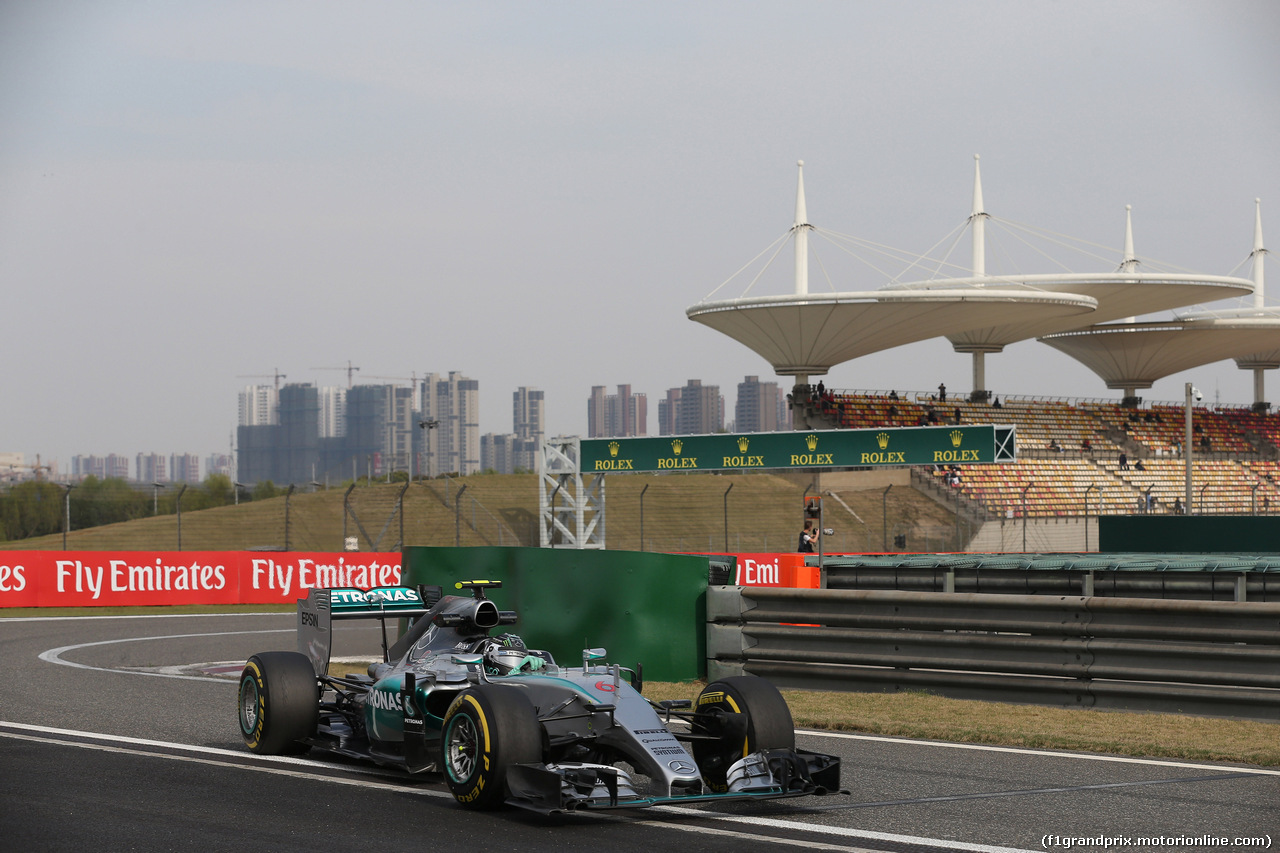 GP CINA, 10.04.2015 - Prove Libere 2, Nico Rosberg (GER) Mercedes AMG F1 W06