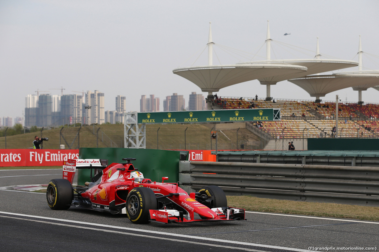 GP CINA, 10.04.2015 - Prove Libere 2, Sebastian Vettel (GER) Ferrari SF15-T