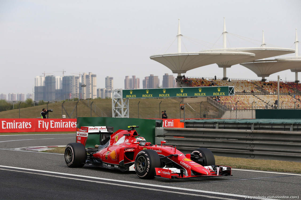 GP CINA, 10.04.2015 - Prove Libere 2, Kimi Raikkonen (FIN) Ferrari SF15-T