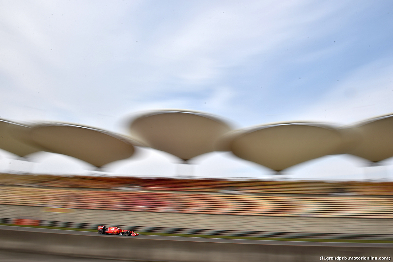 GP CINA, 10.04.2015 - Prove Libere 2, Kimi Raikkonen (FIN) Ferrari SF15-T