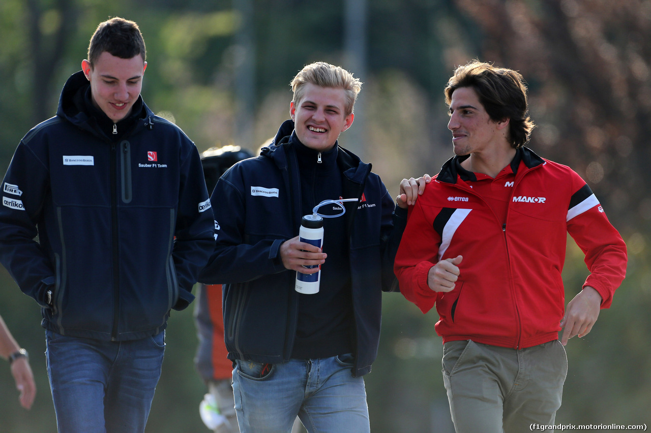 GP CINA, 10.04.2015 - (L-R) Raffaele Marciello (ITA) Sauber F1 Team, Marcus Ericsson (SUE) Sauber C34 e Roberto Merhi (ESP) Manor Marussia F1 Team