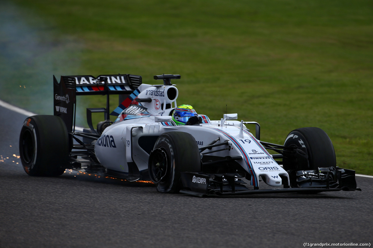 GP GIAPPONE, 27.09.2015 - Gara, Felipe Massa (BRA) Williams F1 Team FW37 with a puncture