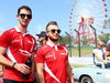 GP GIAPPONE, 27.09.2015 - Alexander Rossi (USA) Manor Marussia F1 Team e William Stevens (GBR) Manor Marussia F1 Team