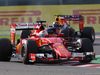 GP GIAPPONE, 27.09.2015 - Gara, Sebastian Vettel (GER) Ferrari SF15-T davanti a Daniil Kvyat (RUS) Red Bull Racing RB11