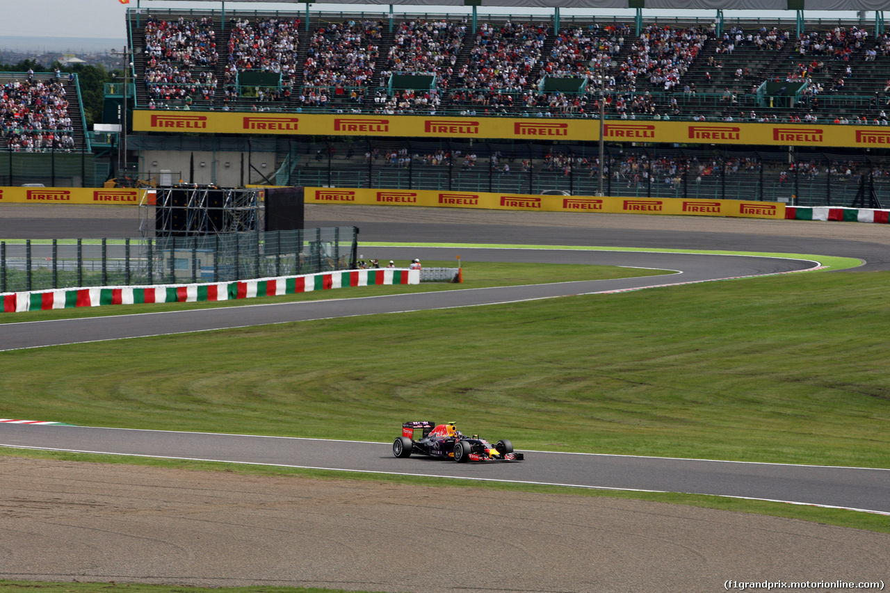 GP GIAPPONE, 26.09.2015 - Prove Libere 3, Daniil Kvyat (RUS) Red Bull Racing RB11