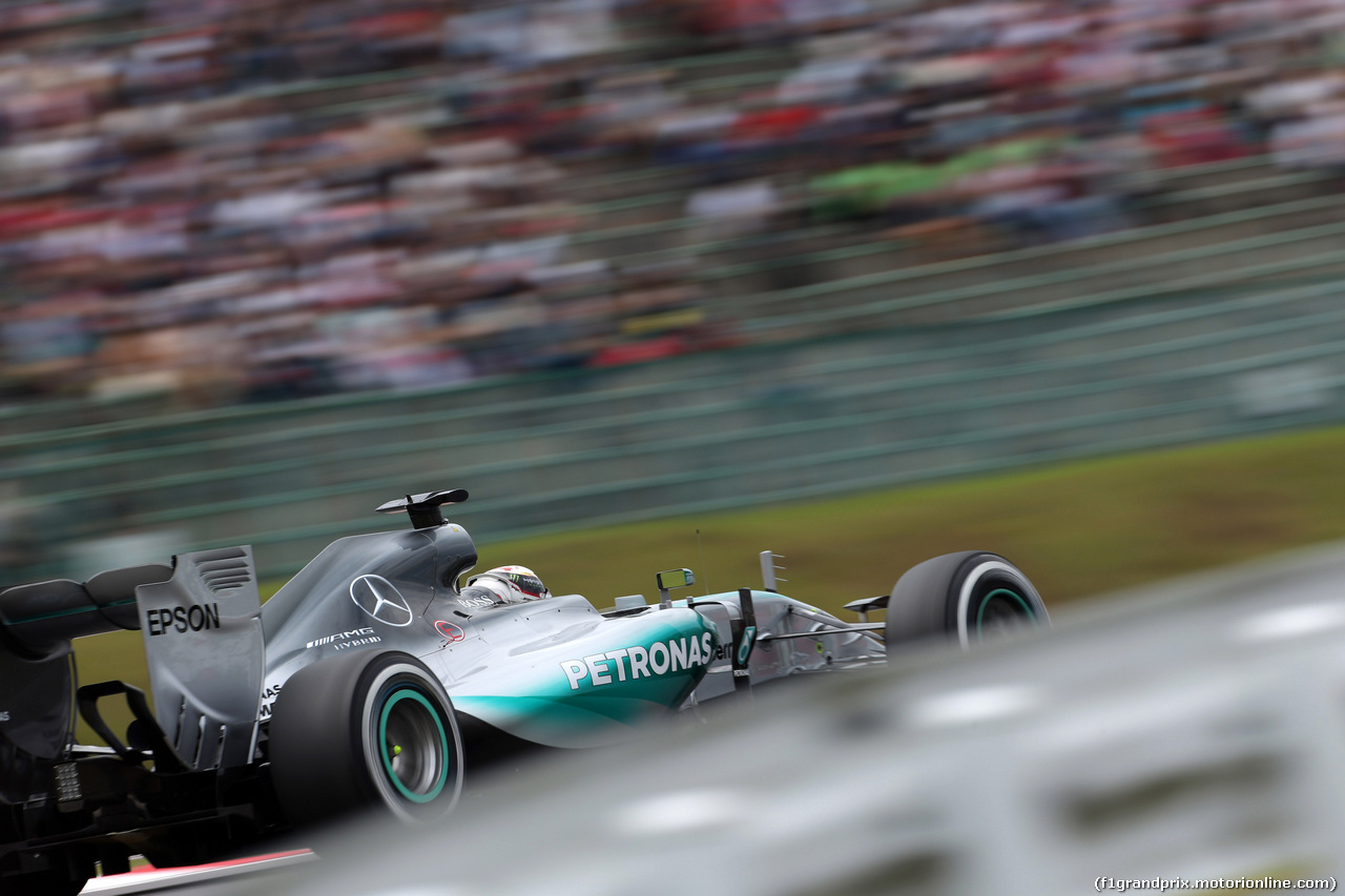 GP GIAPPONE, 26.09.2015 - Prove Libere 3, Lewis Hamilton (GBR) Mercedes AMG F1 W06