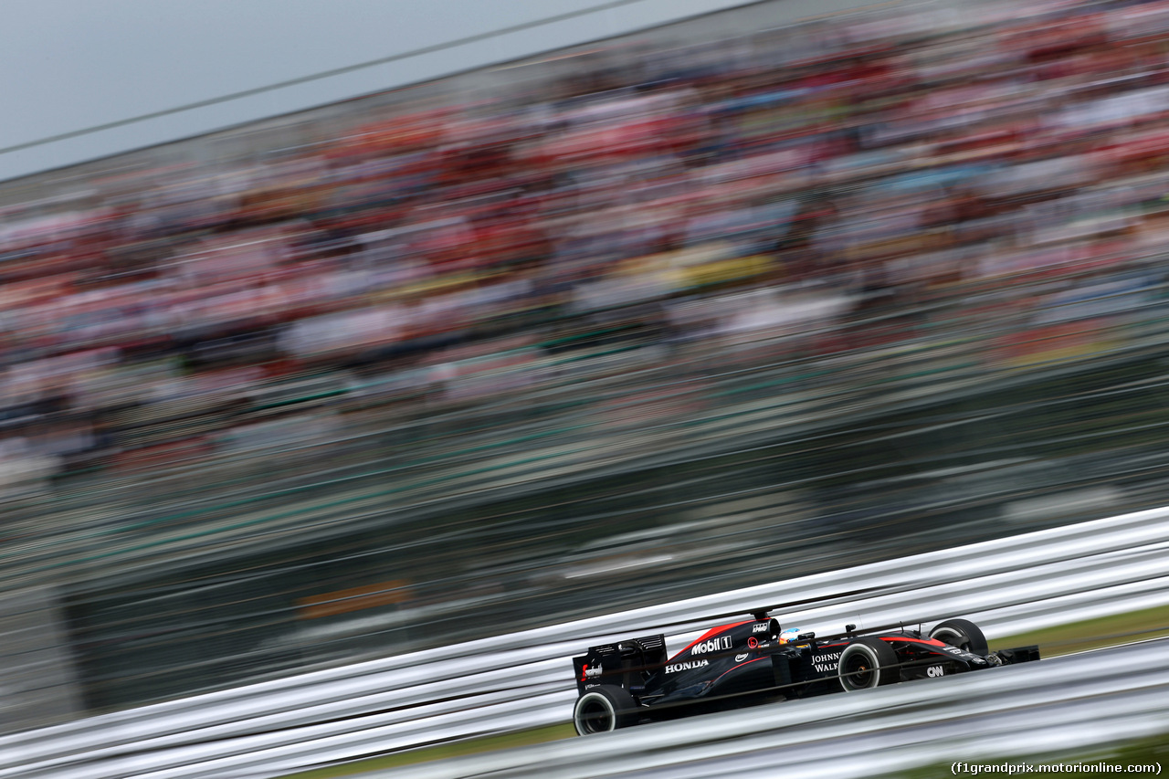 GP GIAPPONE, 26.09.2015 - Prove Libere 3, Fernando Alonso (ESP) McLaren Honda MP4-30