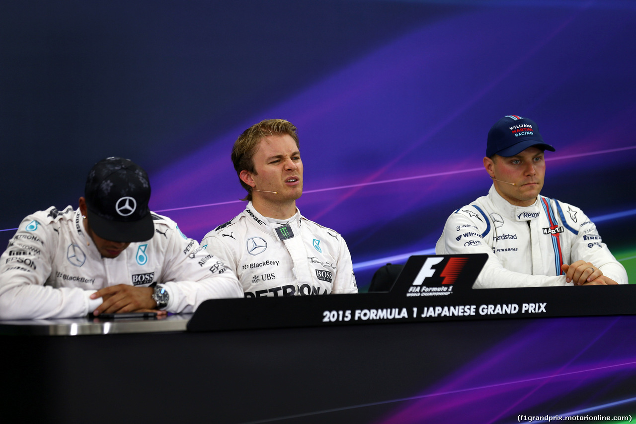 GP GIAPPONE, 26.09.2015 - Qualifiche, Conferenza Stampa, Lewis Hamilton (GBR) Mercedes AMG F1 W06, Nico Rosberg (GER) Mercedes AMG F1 W06 e Valtteri Bottas (FIN) Williams F1 Team FW37