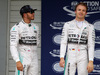 GP GIAPPONE, 26.09.2015 - Qualifiche, Lewis Hamilton (GBR) Mercedes AMG F1 W06 e Nico Rosberg (GER) Mercedes AMG F1 W06 pole position