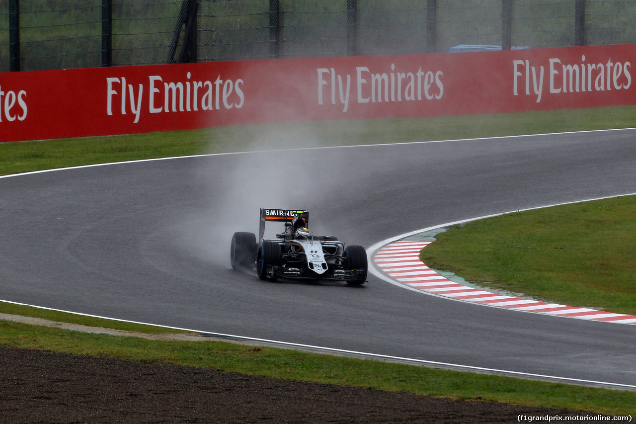 GP GIAPPONE, 25.09.2015 - Prove Libere 1, Sergio Perez (MEX) Sahara Force India F1 VJM08