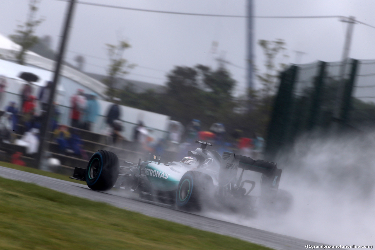 GP GIAPPONE, 25.09.2015 - Prove Libere 2, Lewis Hamilton (GBR) Mercedes AMG F1 W06