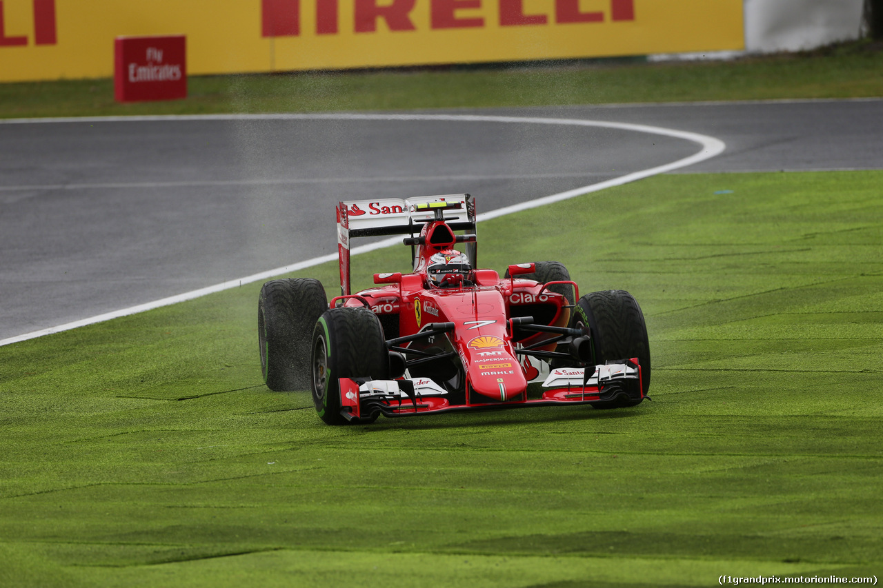 GP GIAPPONE, 25.09.2015 - Prove Libere 2, Kimi Raikkonen (FIN) Ferrari SF15-T