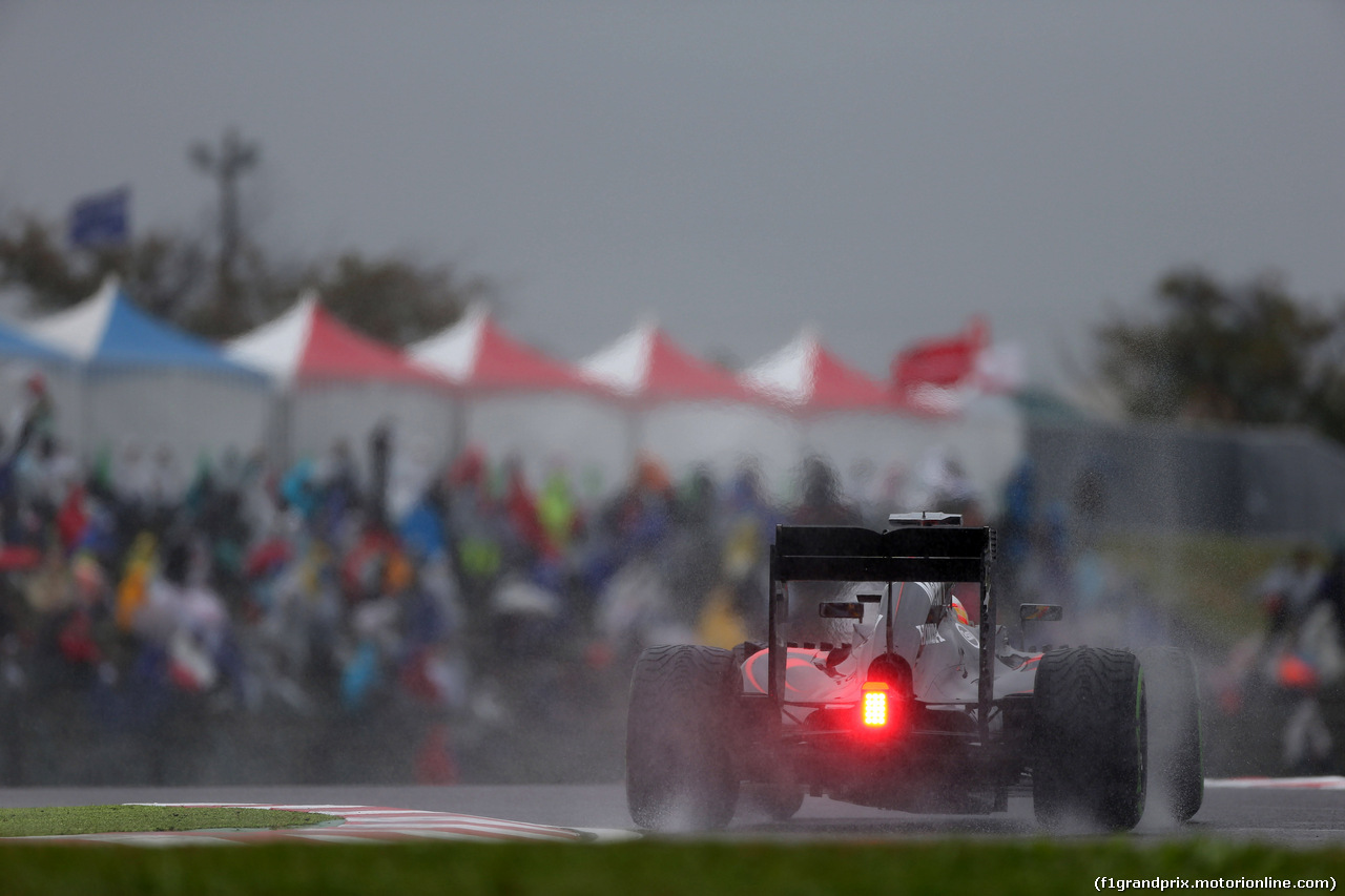 GP GIAPPONE, 25.09.2015 - Prove Libere 2, Fernando Alonso (ESP) McLaren Honda MP4-30