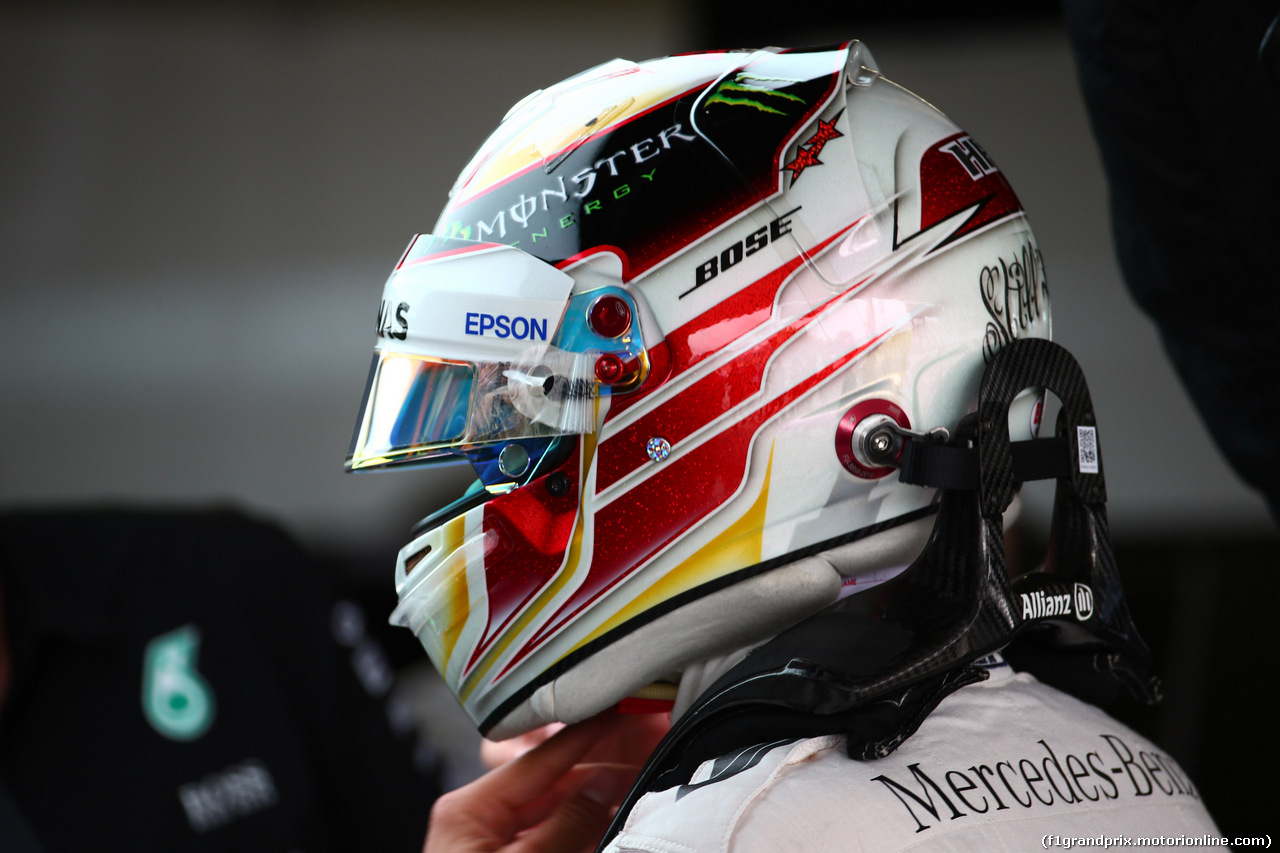 GP GIAPPONE, 25.09.2015 - Prove Libere 2, Lewis Hamilton (GBR) Mercedes AMG F1 W06