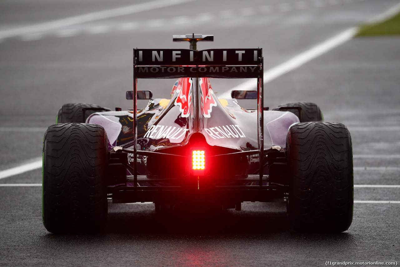 GP GIAPPONE, 25.09.2015 - Prove Libere 2, Daniel Ricciardo (AUS) Red Bull Racing RB11
