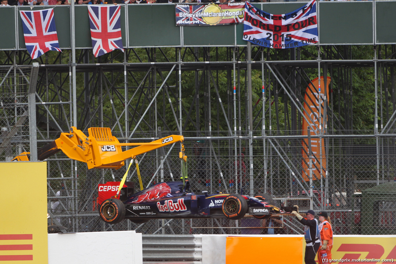GP GRAN BRETAGNA, 05.07.2015- Gara, Carlos Sainz Jr (ESP) Scuderia Toro Rosso STR10