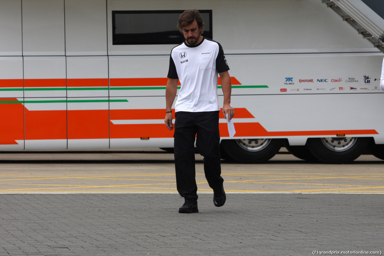 GP GRAN BRETAGNA, 02.07.2015 - Fernando Alonso (ESP) McLaren Honda MP4-30