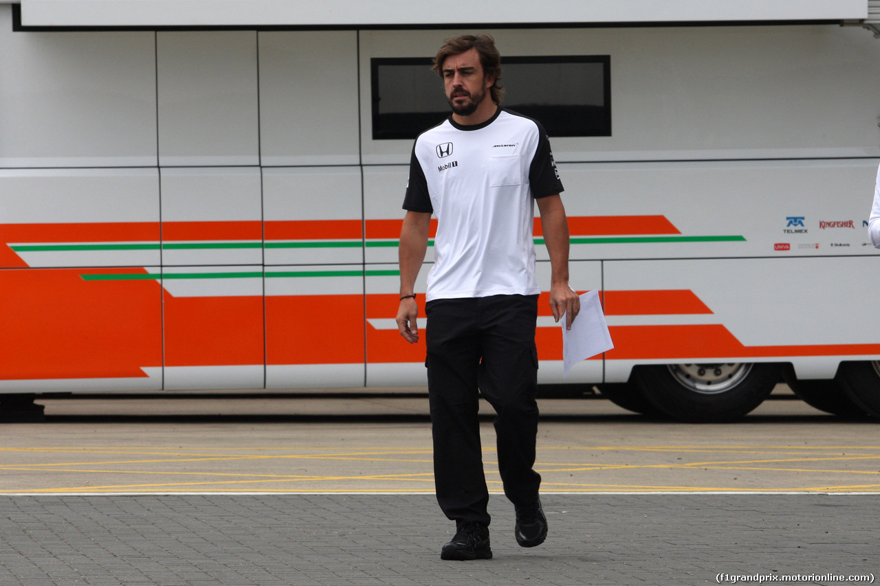 GP GRAN BRETAGNA, 02.07.2015 - Fernando Alonso (ESP) McLaren Honda MP4-30