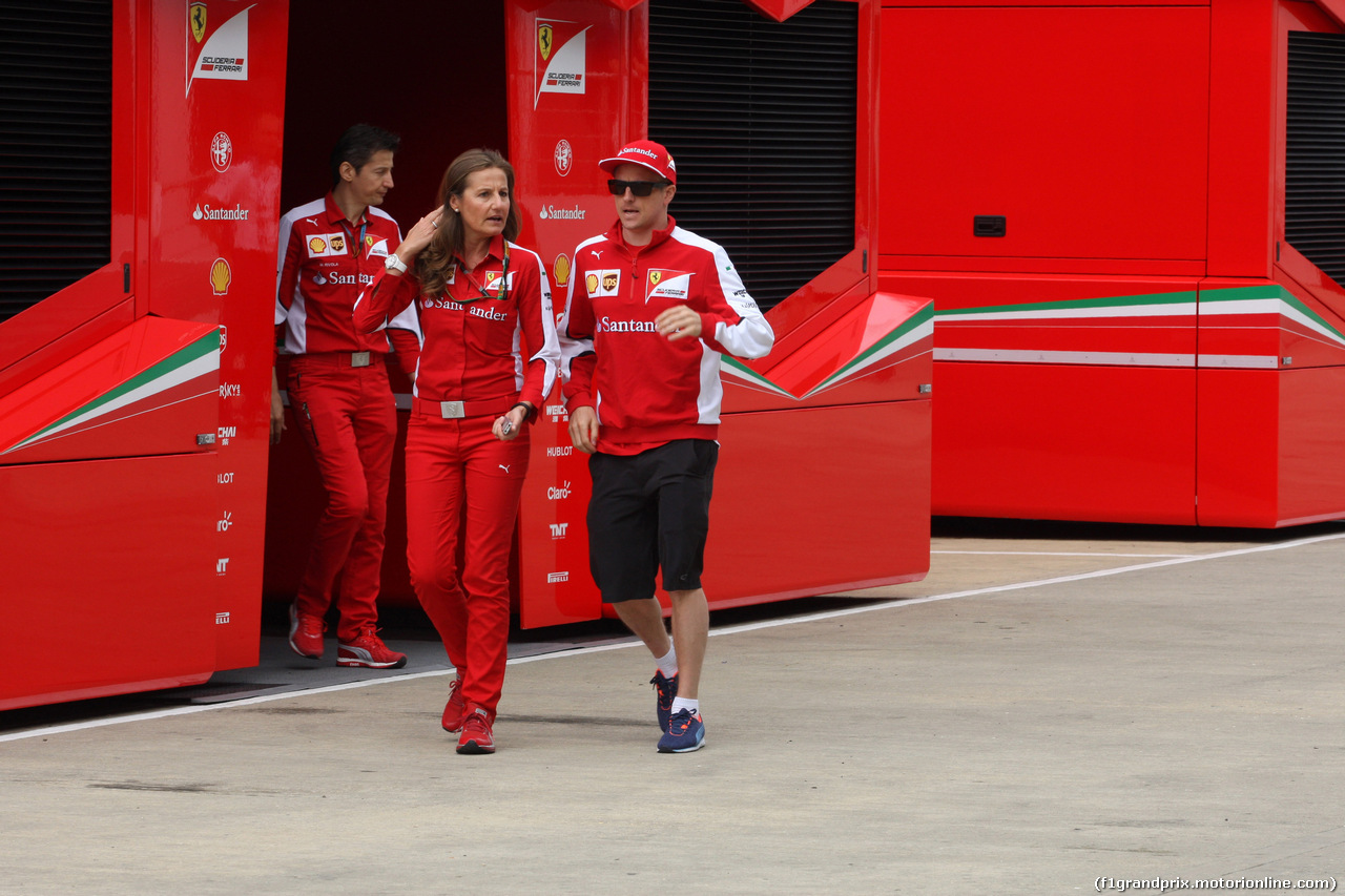 GP GRAN BRETAGNA, 02.07.2015 - Stefania Boccoli (ITA) Ferrari PR Officer e Kimi Raikkonen (FIN) Ferrari SF15-T