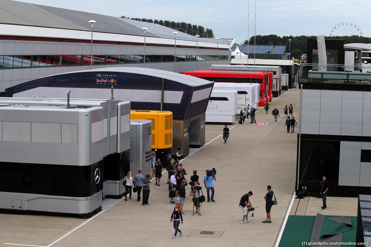 GP GRAN BRETAGNA, 02.07.2015 - Paddock