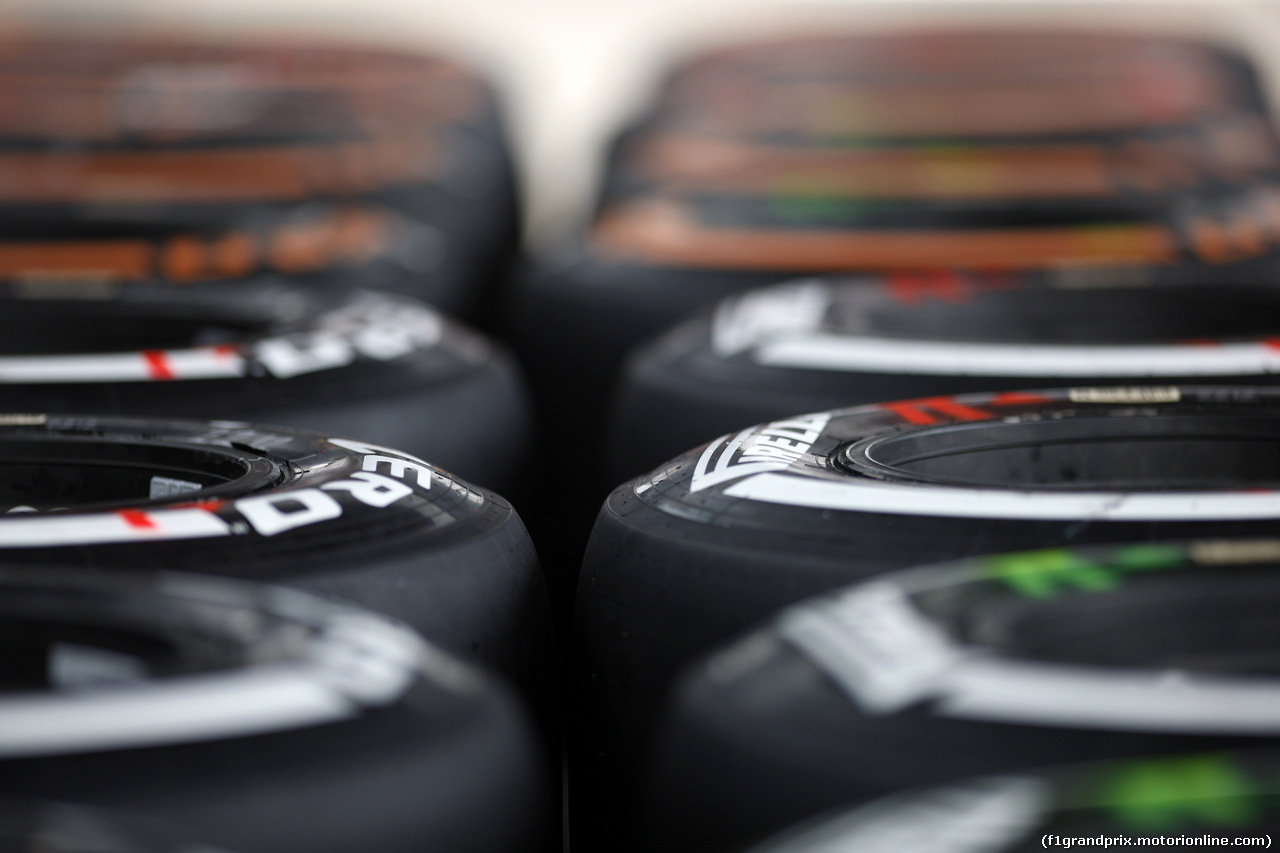 GP GRAN BRETAGNA, 02.07.2015 - Pirelli Tyres