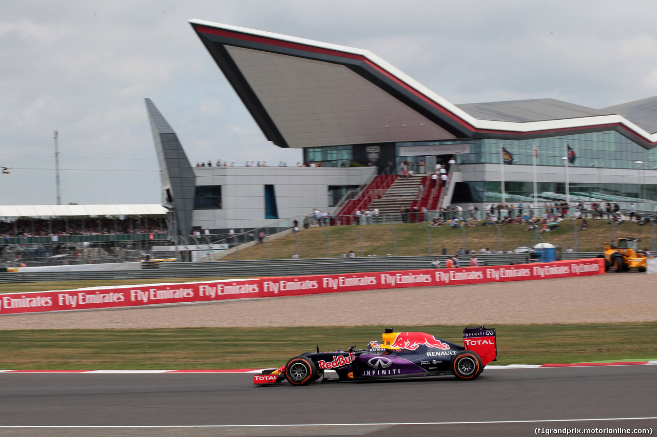 GP GRAN BRETAGNA, 04.07.2015 - Prove Libere 3, Daniel Ricciardo (AUS) Red Bull Racing RB11