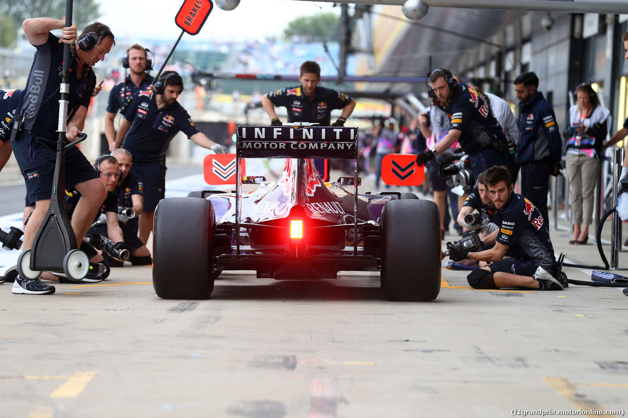 GP GRAN BRETAGNA, 04.07.2015 - Prove Libere 3, Daniel Ricciardo (AUS) Red Bull Racing RB11