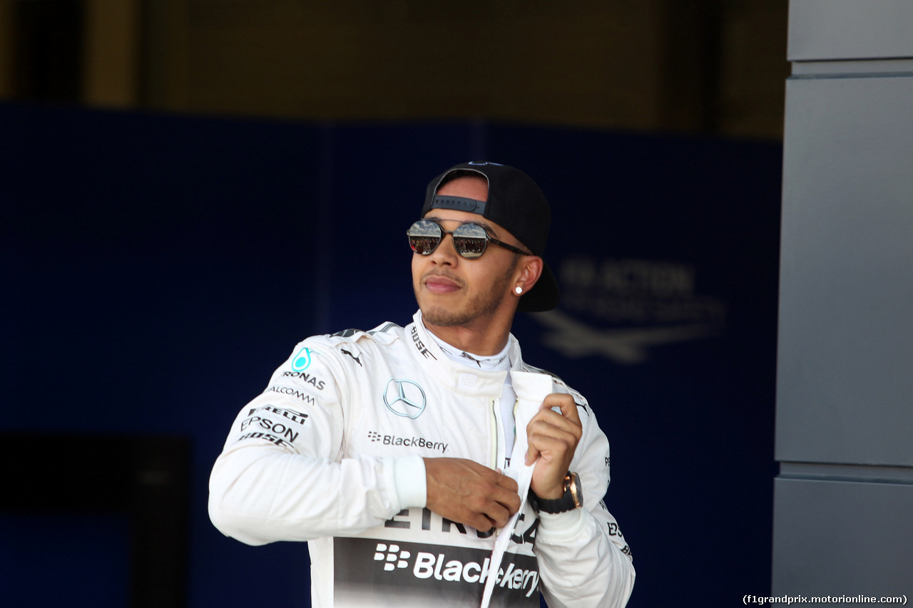 GP GRAN BRETAGNA, 04.07.2015 - Qualifiche, Lewis Hamilton (GBR) Mercedes AMG F1 W06 pole position
