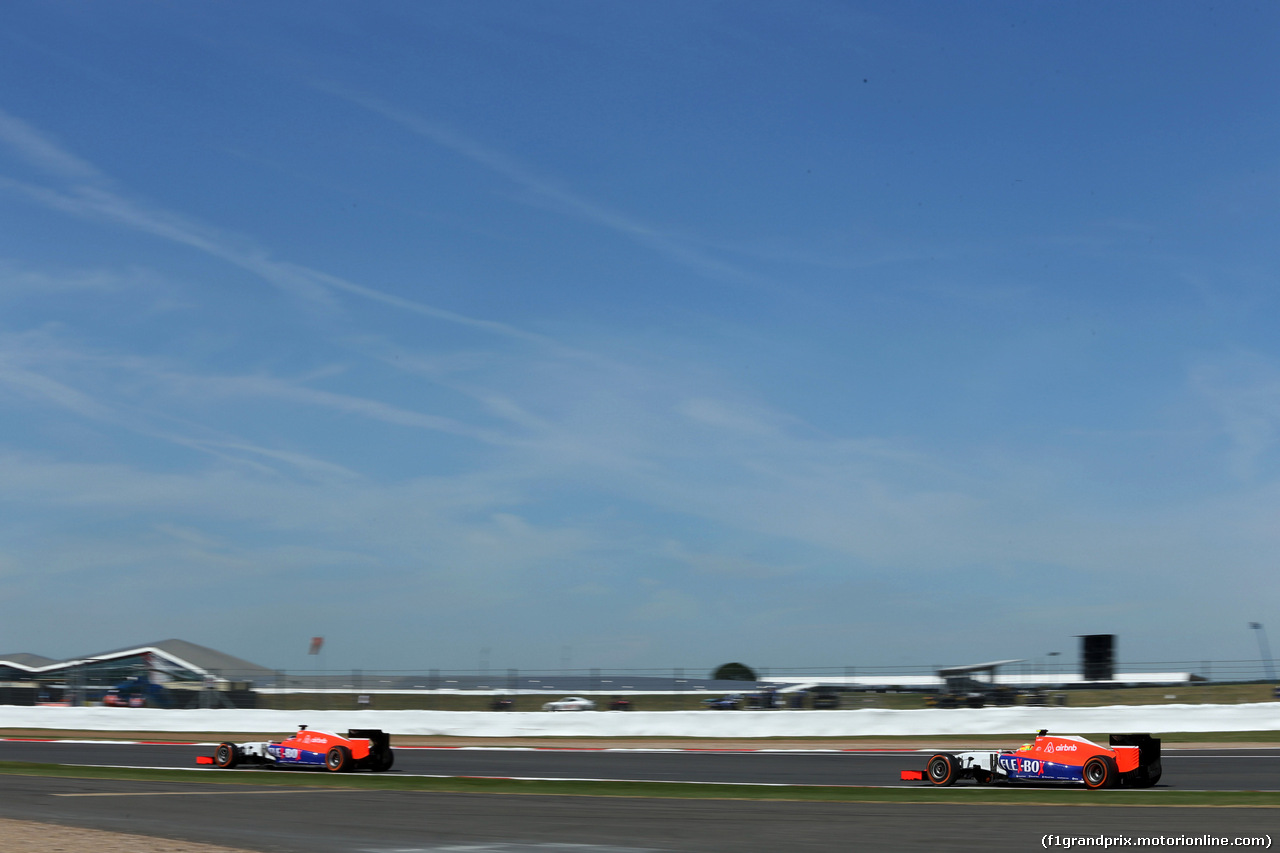 GP GRAN BRETAGNA, 03.07.2015 - Prove Libere 1, William Stevens (GBR) Manor Marussia F1 Team e Roberto Merhi (ESP) Manor Marussia F1 Team
