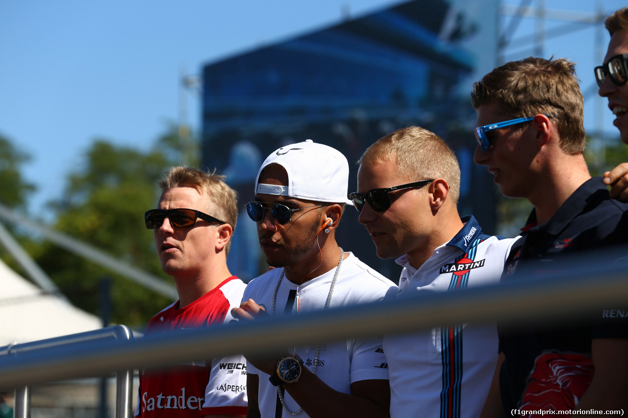 GP ITALIA, 06.09.2015 - Lewis Hamilton (GBR) Mercedes AMG F1 W06 e Valtteri Bottas (FIN) Williams F1 Team FW37