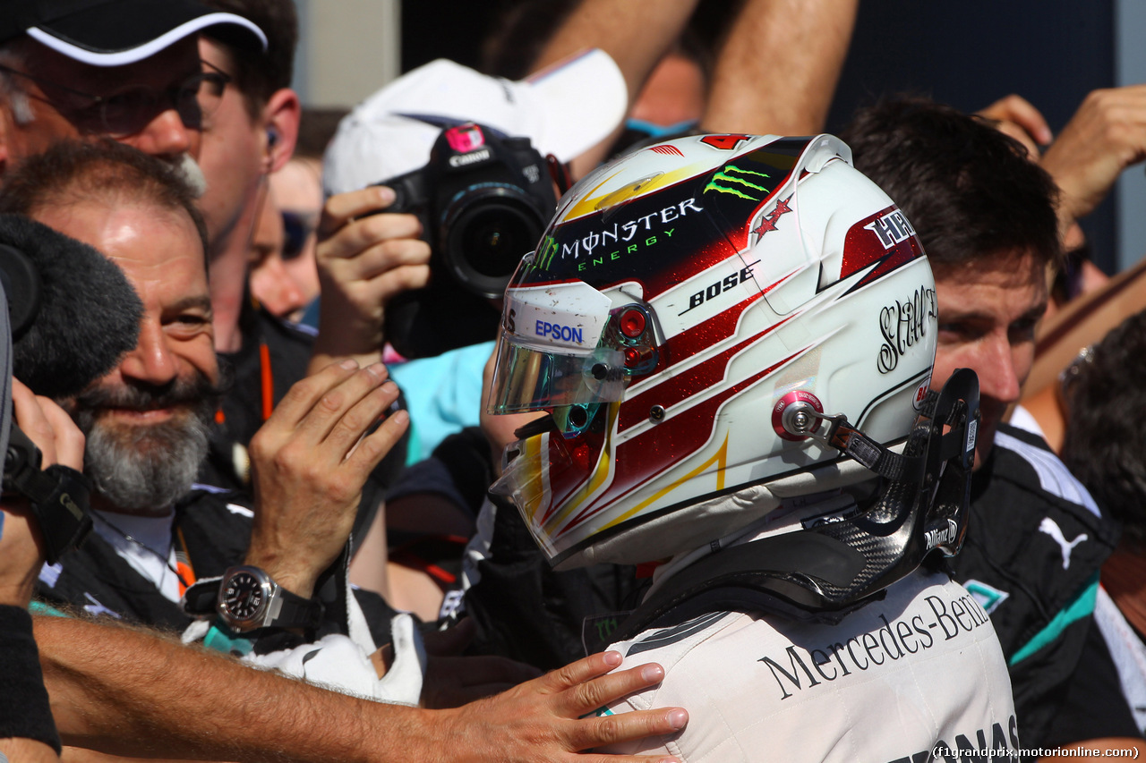 GP ITALIA, 06.09.2015 - Gara, Lewis Hamilton (GBR) Mercedes AMG F1 W06 vincitore