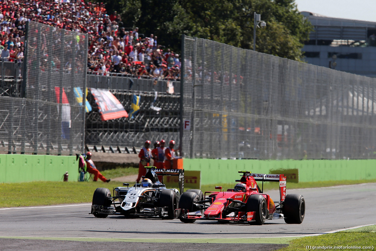 GP ITALIA, 06.09.2015 - Gara, Sergio Perez (MEX) Sahara Force India F1 VJM08 e Kimi Raikkonen (FIN) Ferrari SF15-T
