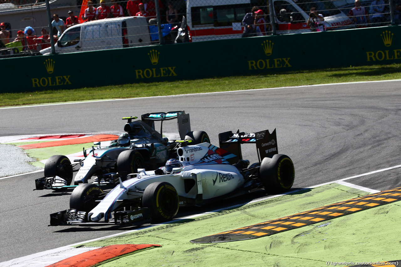 GP ITALIA, 06.09.2015 - Gara, Valtteri Bottas (FIN) Williams F1 Team FW37 e Nico Rosberg (GER) Mercedes AMG F1 W06