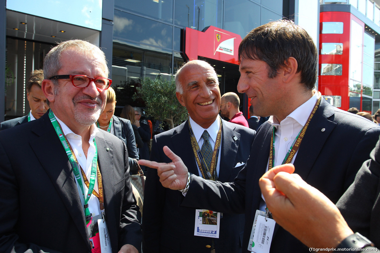 GP ITALIA, 05.09.2015 - Prove Libere 3, (L-R) Roberto Maroni (ITA), Presidente della Regione Lombardia e Dr. Angelo Sticchi Damiani (ITA) Aci Csai President
