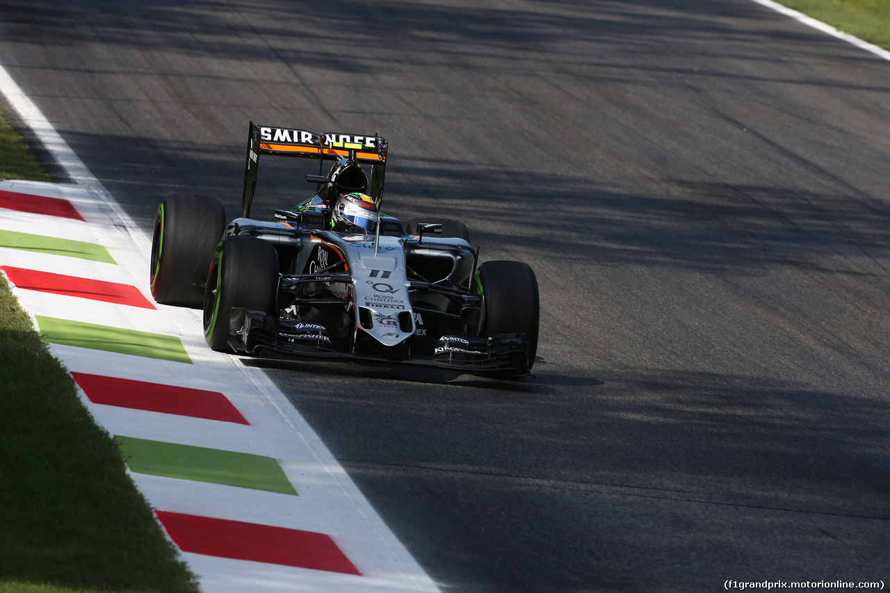 GP ITALIA, 05.09.2015 - Prove Libere 3, Sergio Perez (MEX) Sahara Force India F1 VJM08