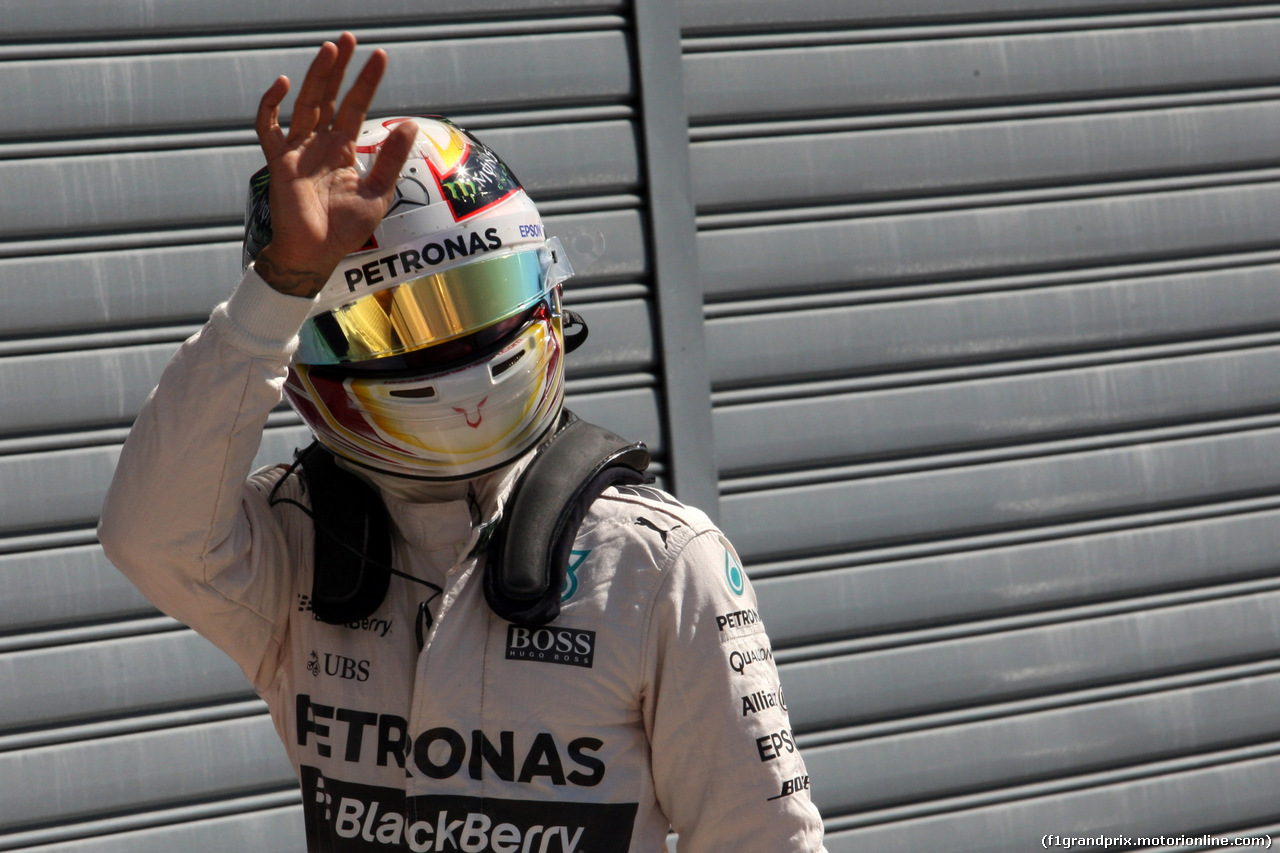 GP ITALIA, 05.09.2015 - Qualifiche, Lewis Hamilton (GBR) Mercedes AMG F1 W05 pole position