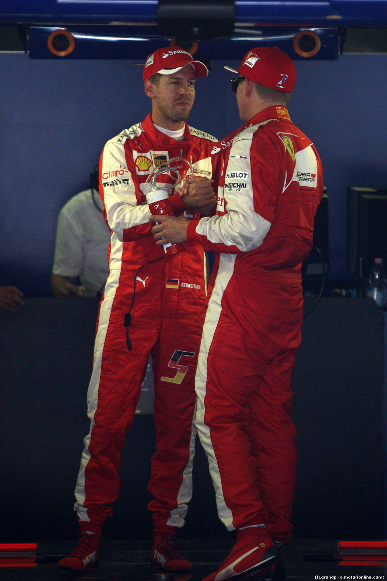GP ITALIA, 05.09.2015 - Qualifiche, Sebastian Vettel (GER) Red Bull Racing RB10 e Kimi Raikkonen (FIN) Ferrari F14-T