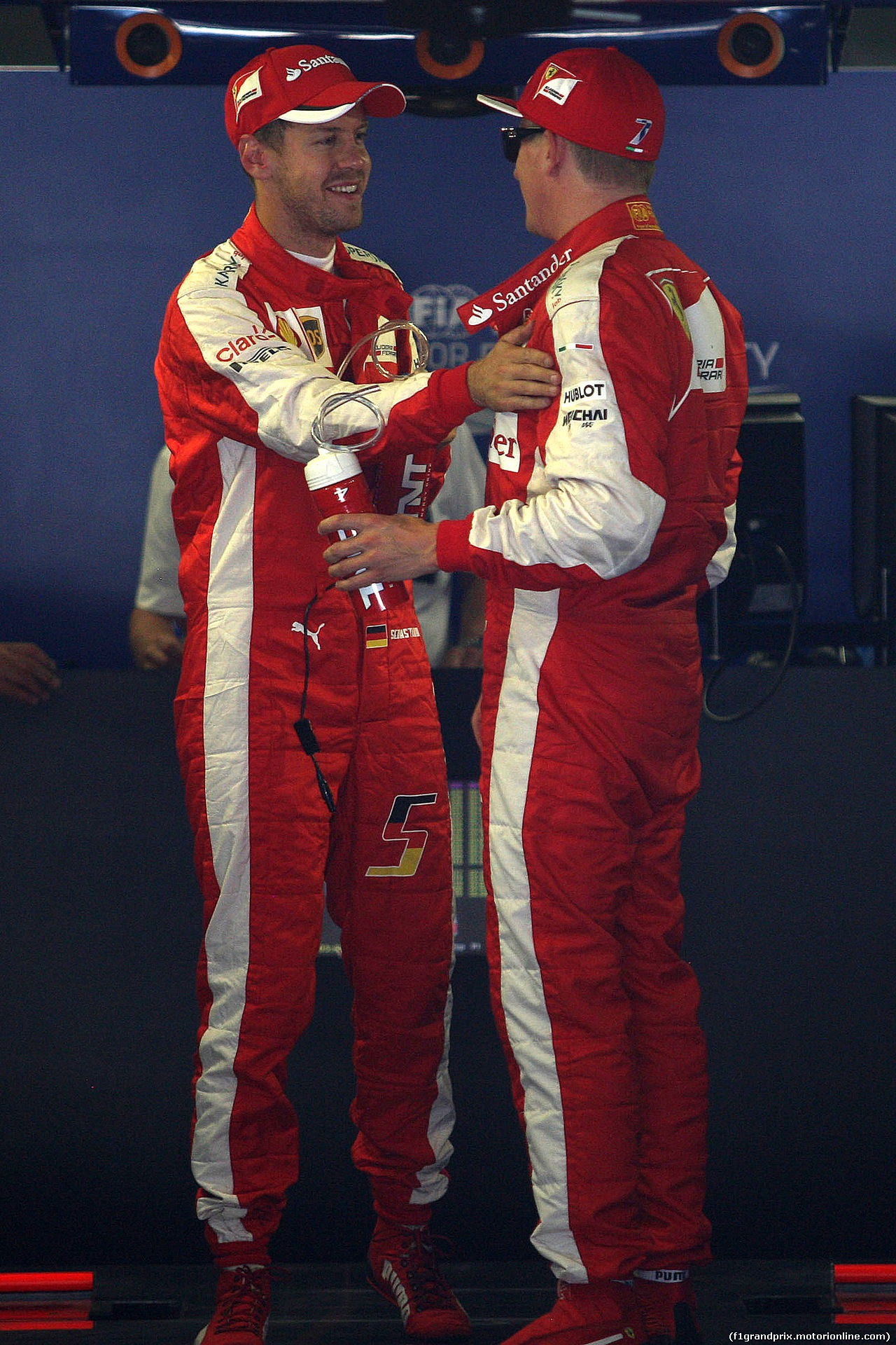 GP ITALIA, 05.09.2015 - Qualifiche, Sebastian Vettel (GER) Red Bull Racing RB10 e Kimi Raikkonen (FIN) Ferrari F14-T