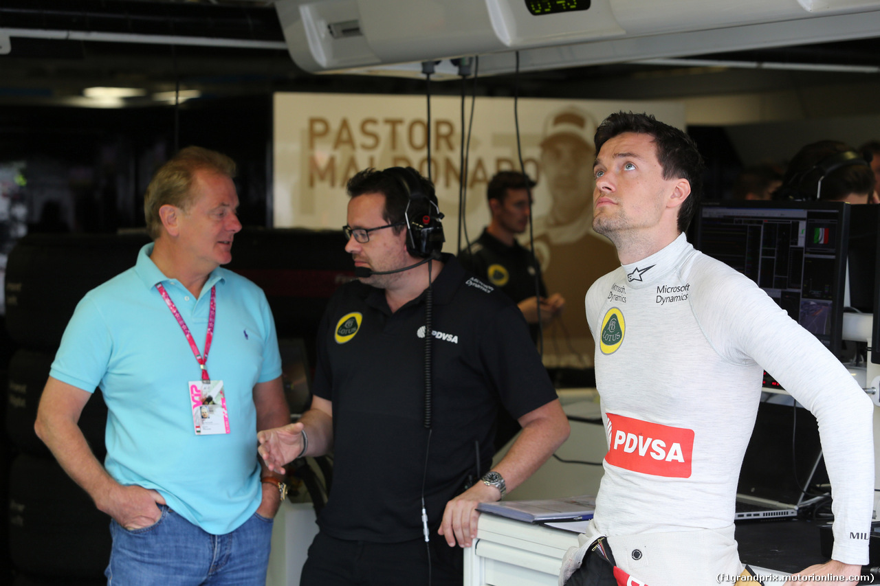 GP ITALIA, 04.09.2015 - Prove Libere 1, Jolyon Palmer (GBR) Test Driver, Lotus F1 Team e his father Jonathan Palmer, chief executive of MotorSport Vision