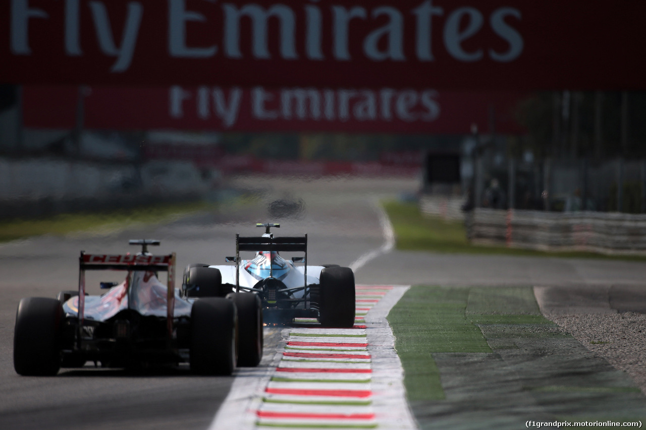 GP ITALIA, 04.09.2015 - Prove Libere 1, Valtteri Bottas (FIN) Williams F1 Team FW37 e Max Verstappen (NED) Scuderia Toro Rosso STR10